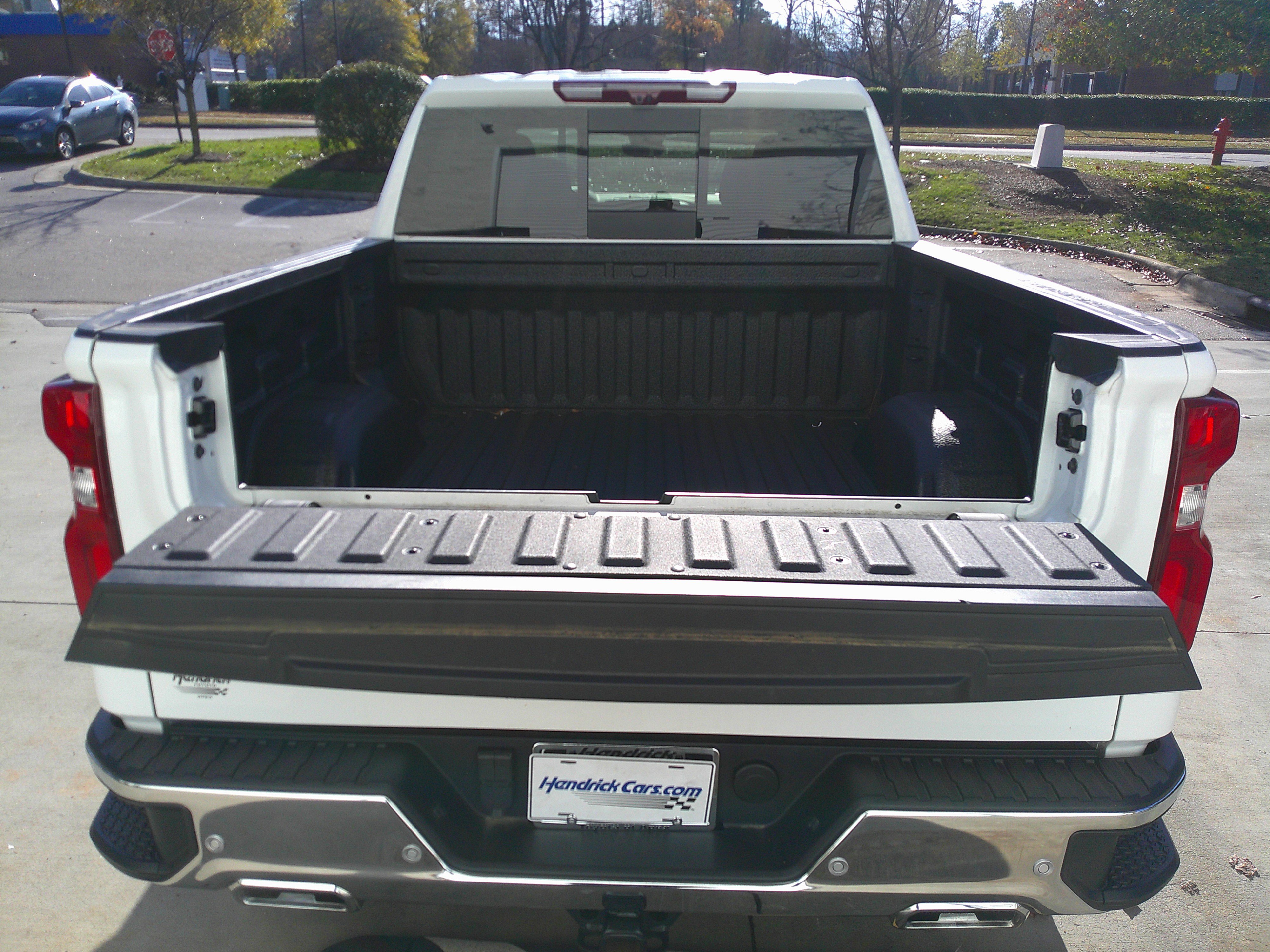 Used 2024 Chevrolet Silverado 1500 LTZ w/ LTZ Premium Package image 33
