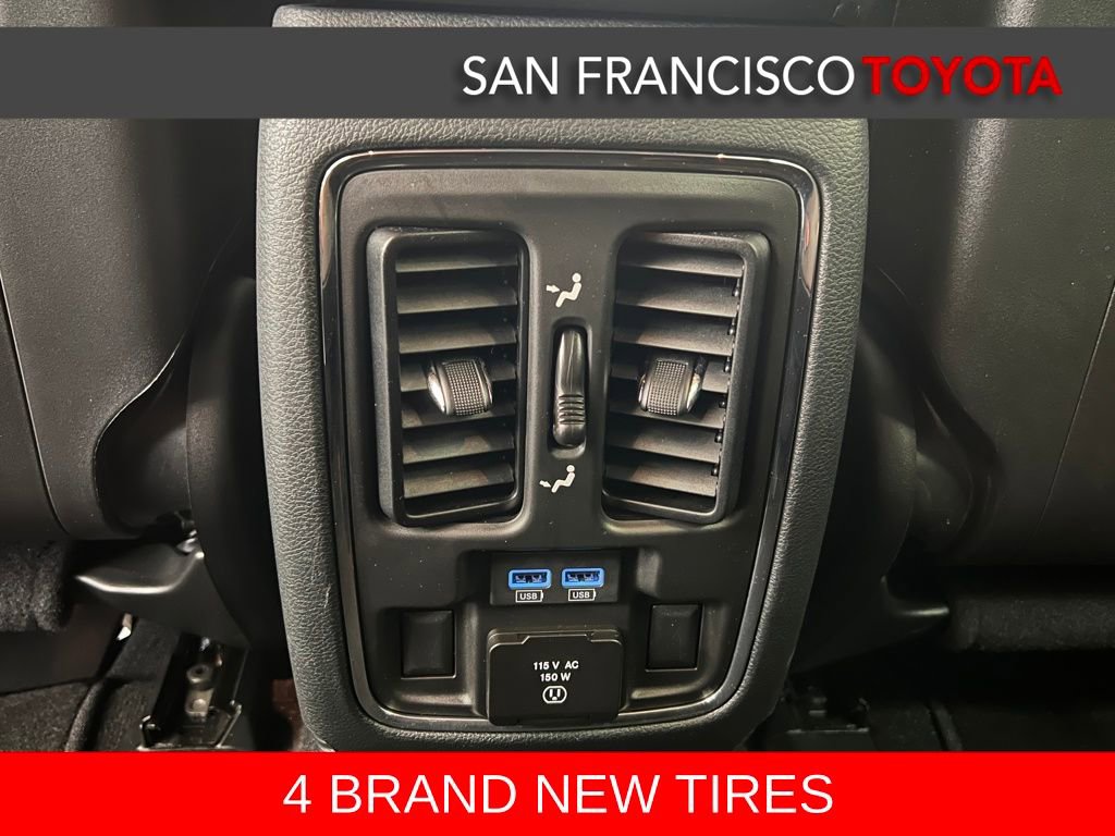 Used 2022 Jeep Grand Cherokee Limited w/ Trailer Tow Group IV image 17