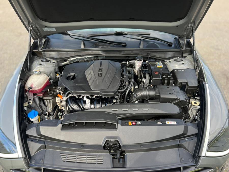 Used 2023 Hyundai Sonata SE w/ Preferred Accessory Package image 36