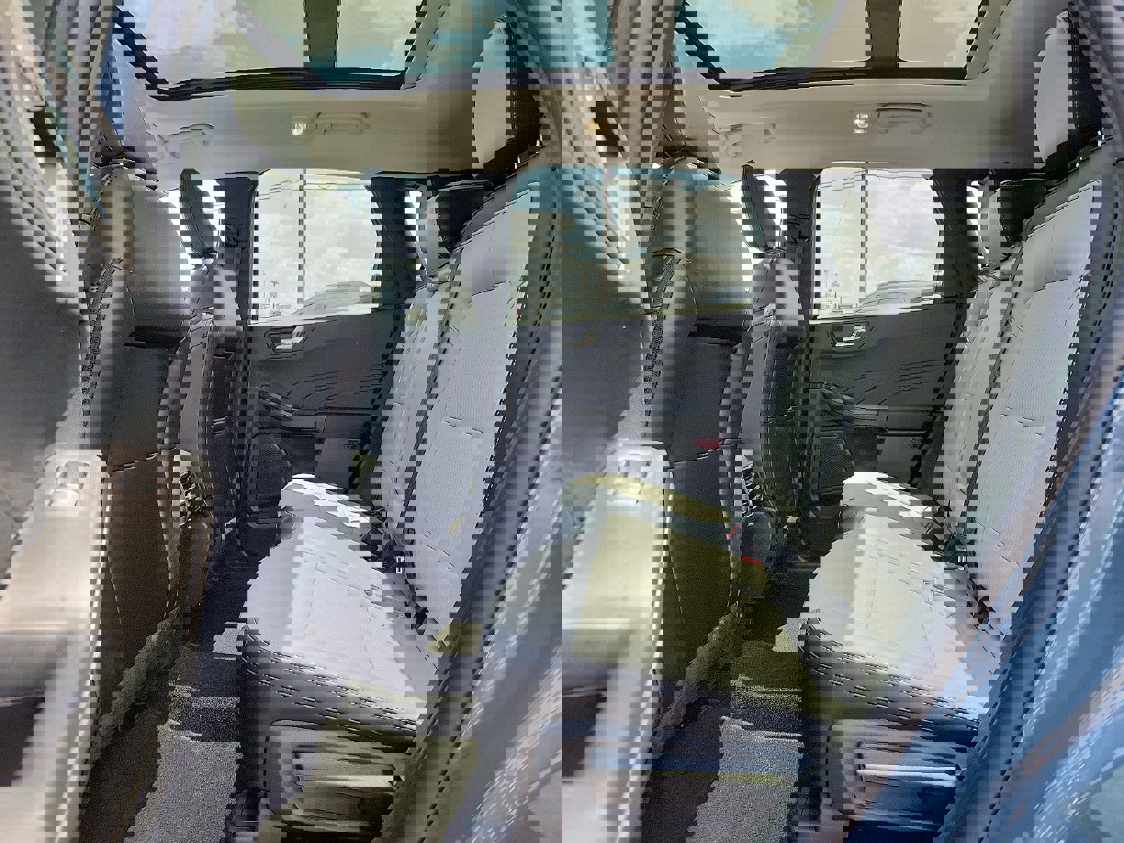 Certified 2025 Ford Escape SE image 10