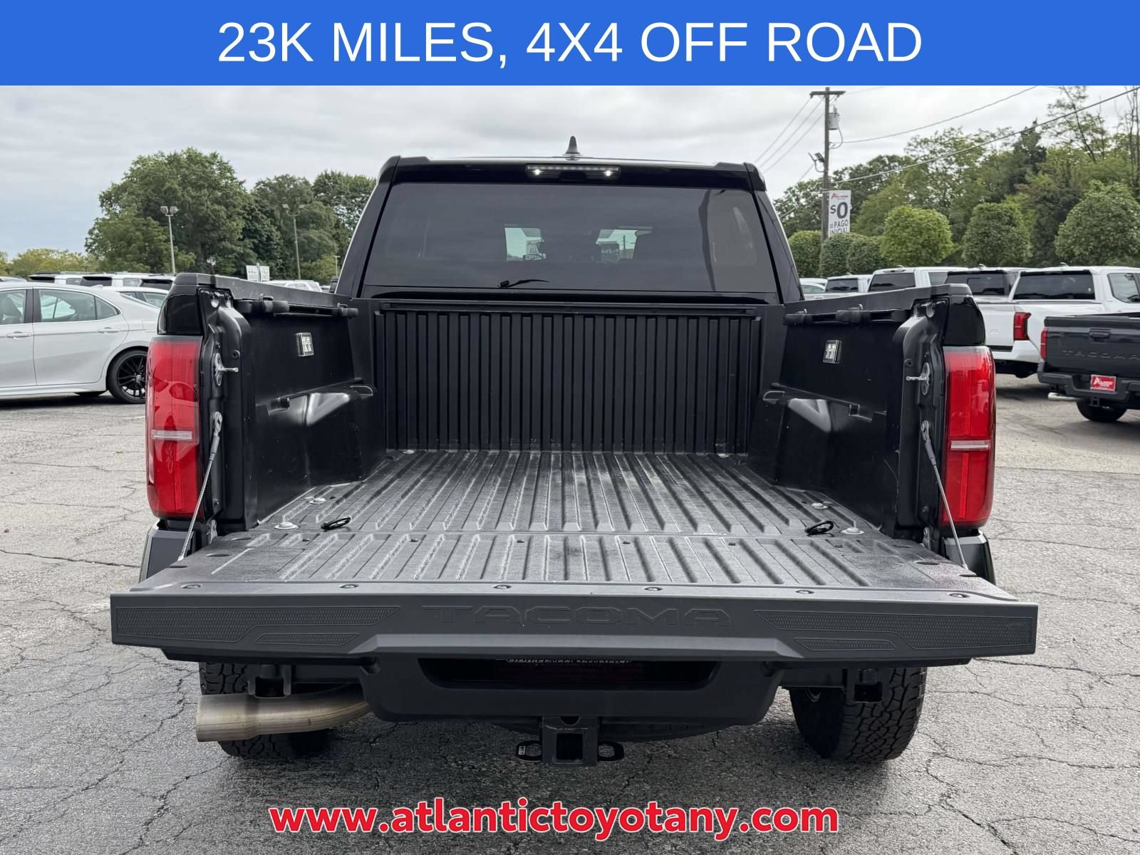 Used 2024 Toyota Tacoma TRD Off-Road AWD/4WD image 12