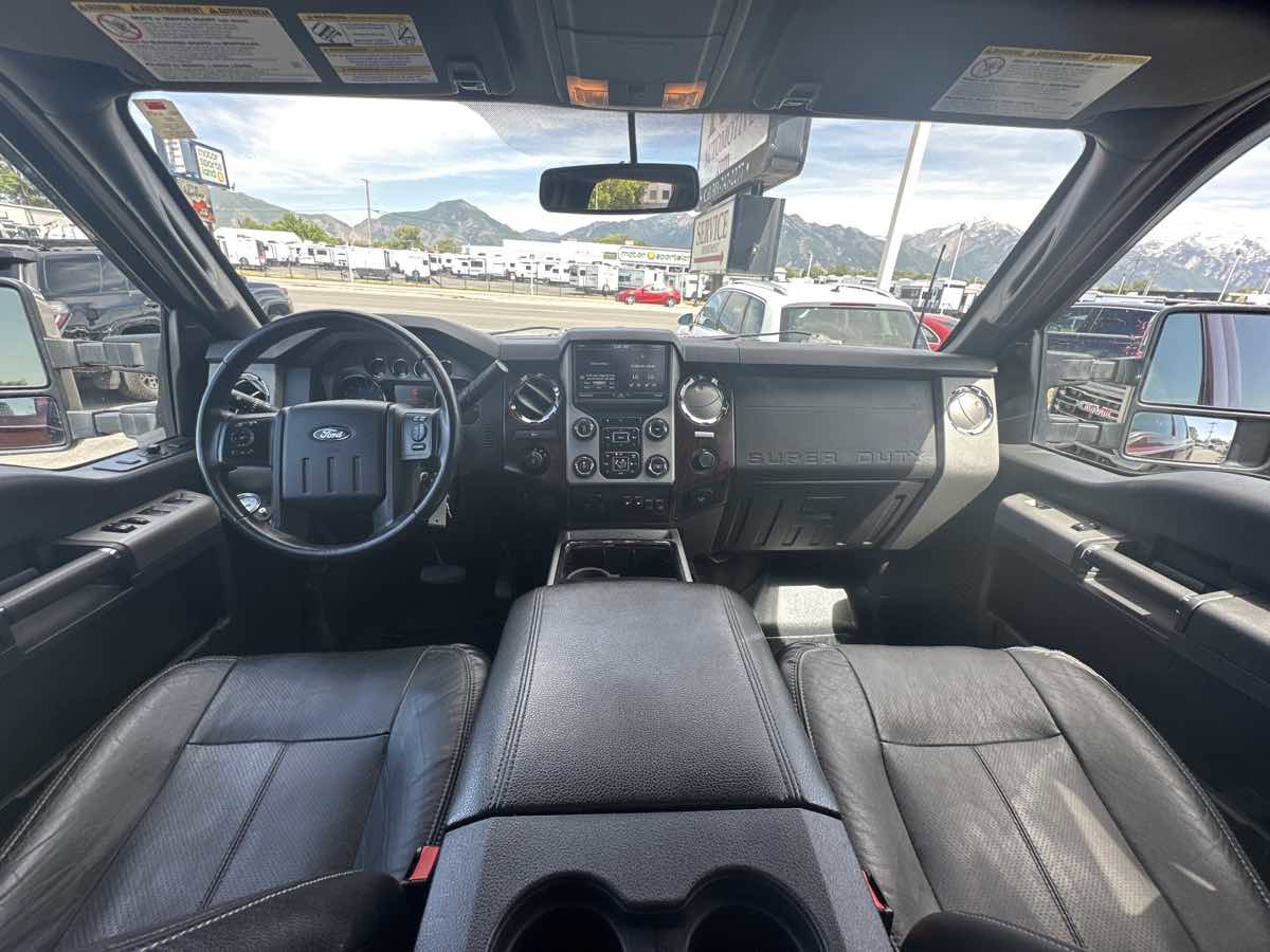 Used 2016 Ford F250 Lariat w/ Chrome Package image 16