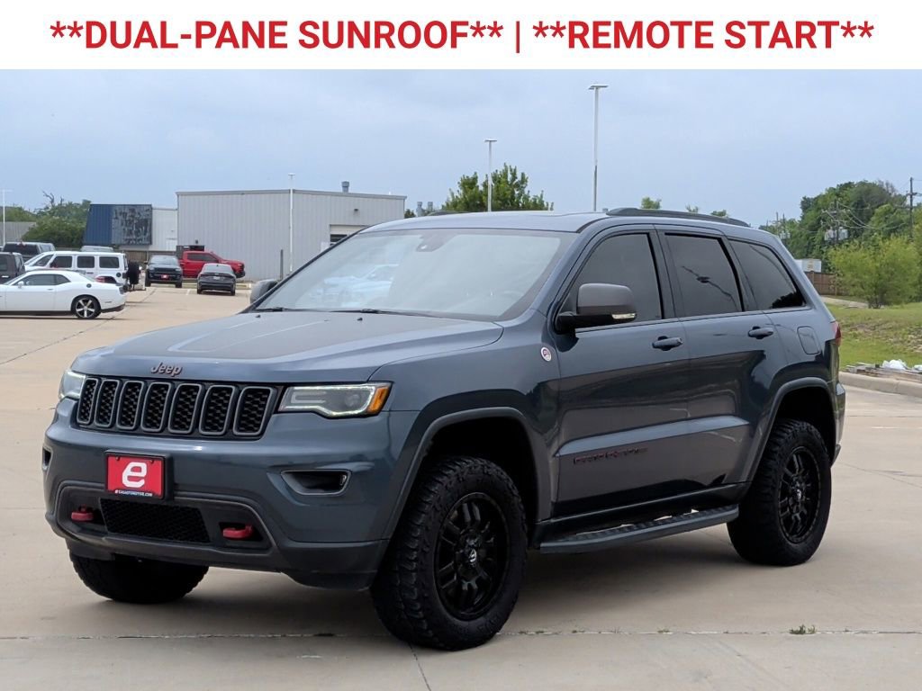 Used 2021 Jeep Grand Cherokee Trailhawk w/ Trailhawk Luxury Group AWD/4WD image 3