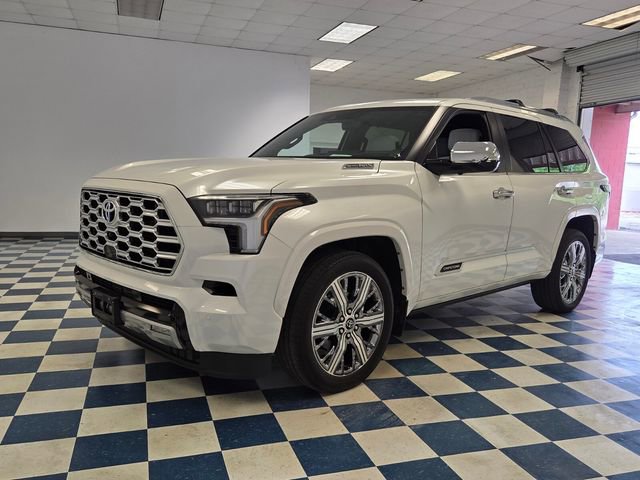 Used 2024 Toyota Sequoia Capstone image 3