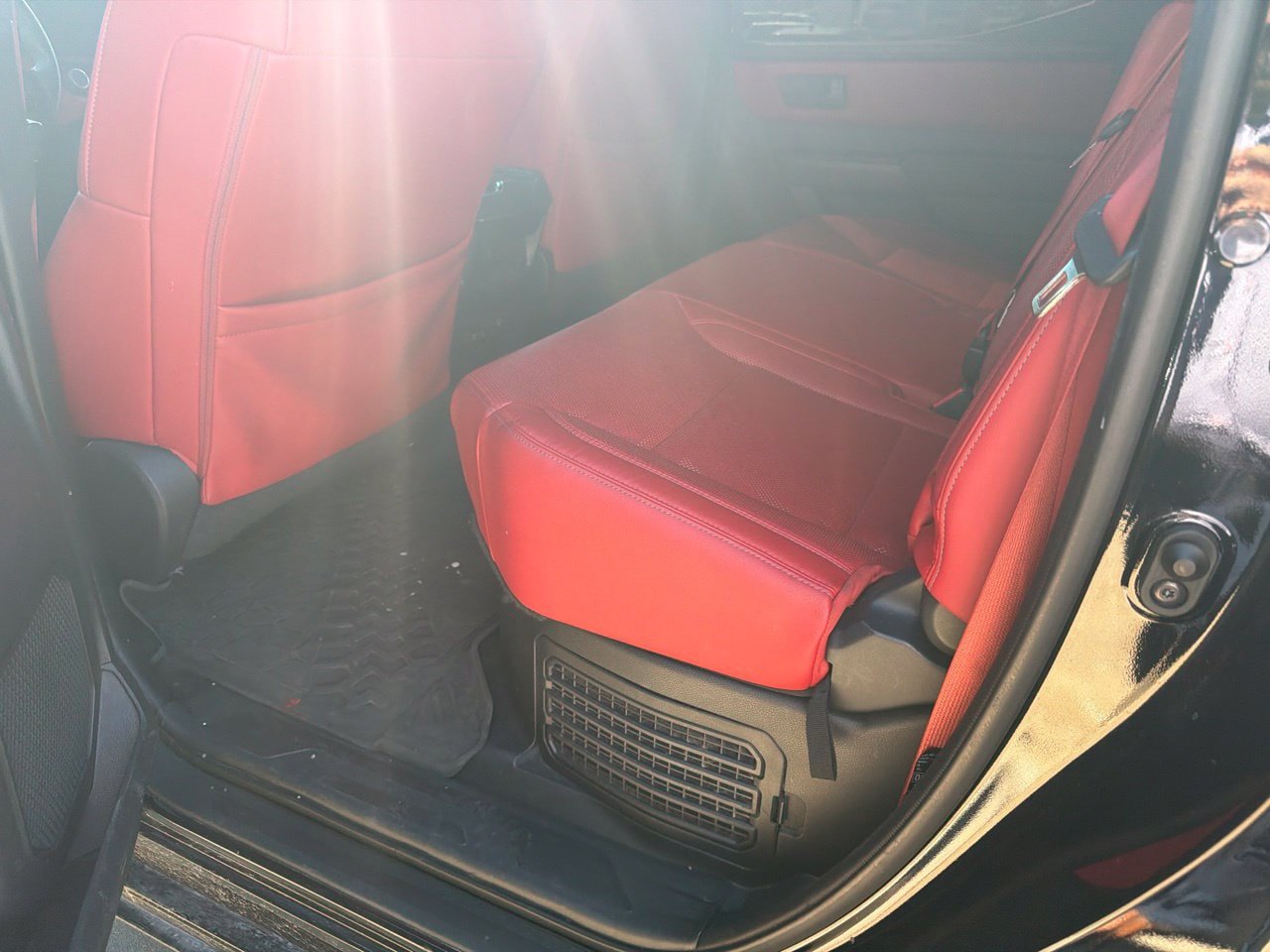 Used 2024 Toyota Tundra TRD Pro AWD/4WD image 9