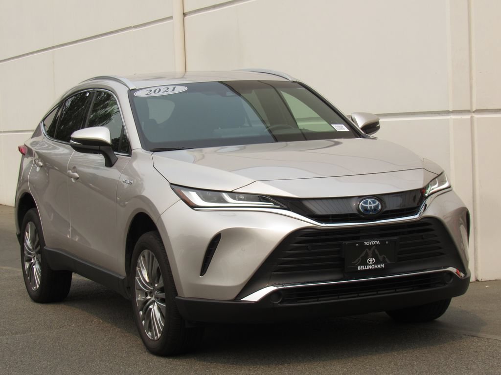 Certified 2021 Toyota Venza XLE w/ Softex Package AWD/4WD image 2