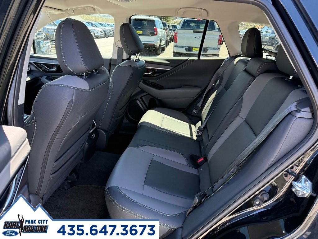 Used 2025 Subaru Outback Onyx Edition AWD/4WD image 25