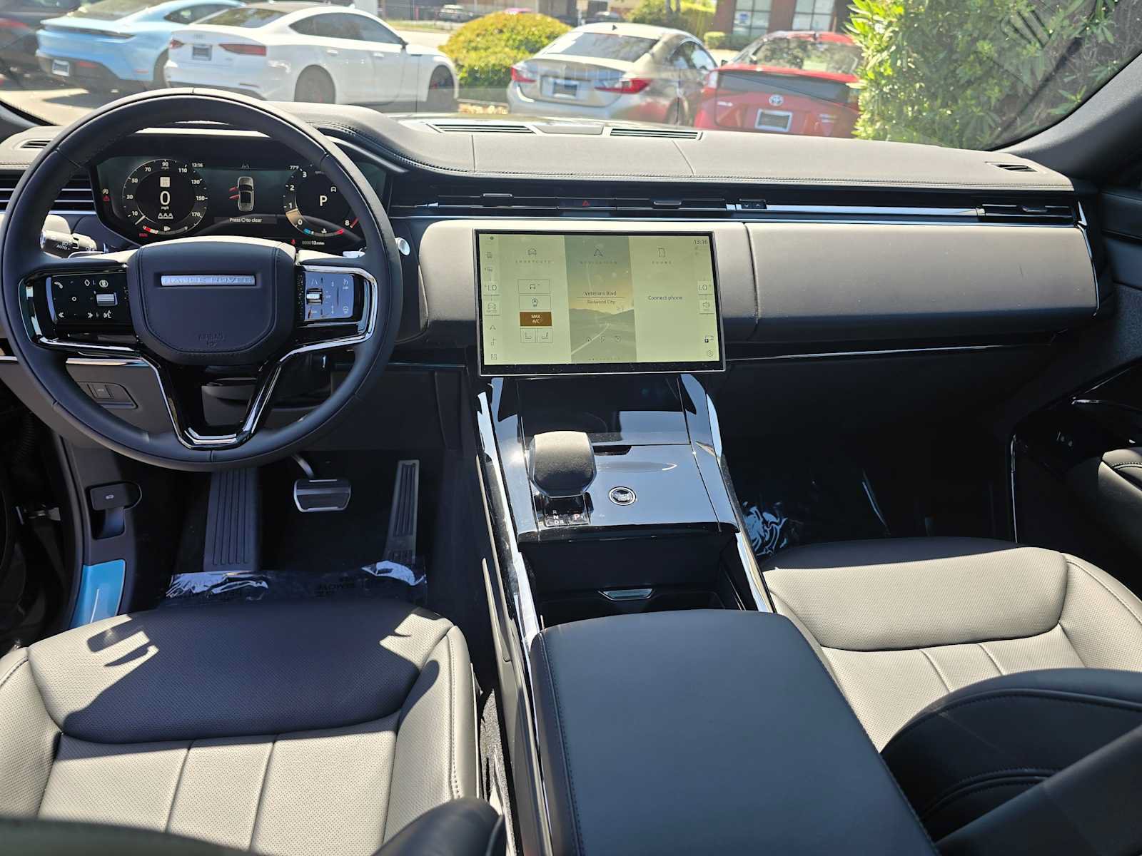 New 2025 Land Rover Range Rover Sport Dynamic SE AWD/4WD image 22