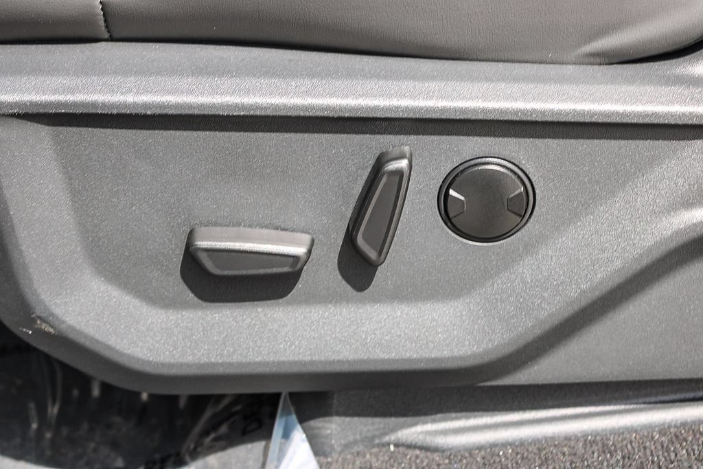 Used 2025 Ford Expedition Active AWD/4WD image 22