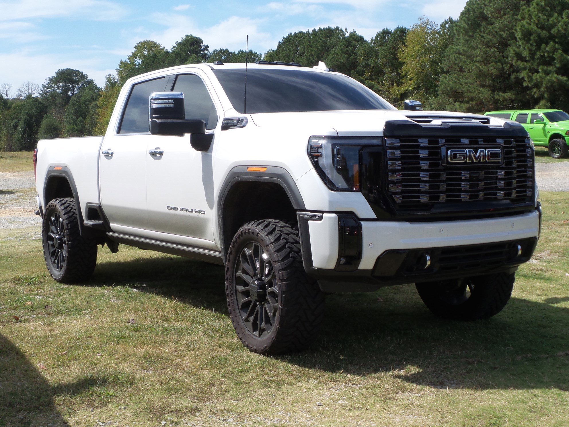 Used 2025 GMC Sierra 2500 Denali Ultimate video 2