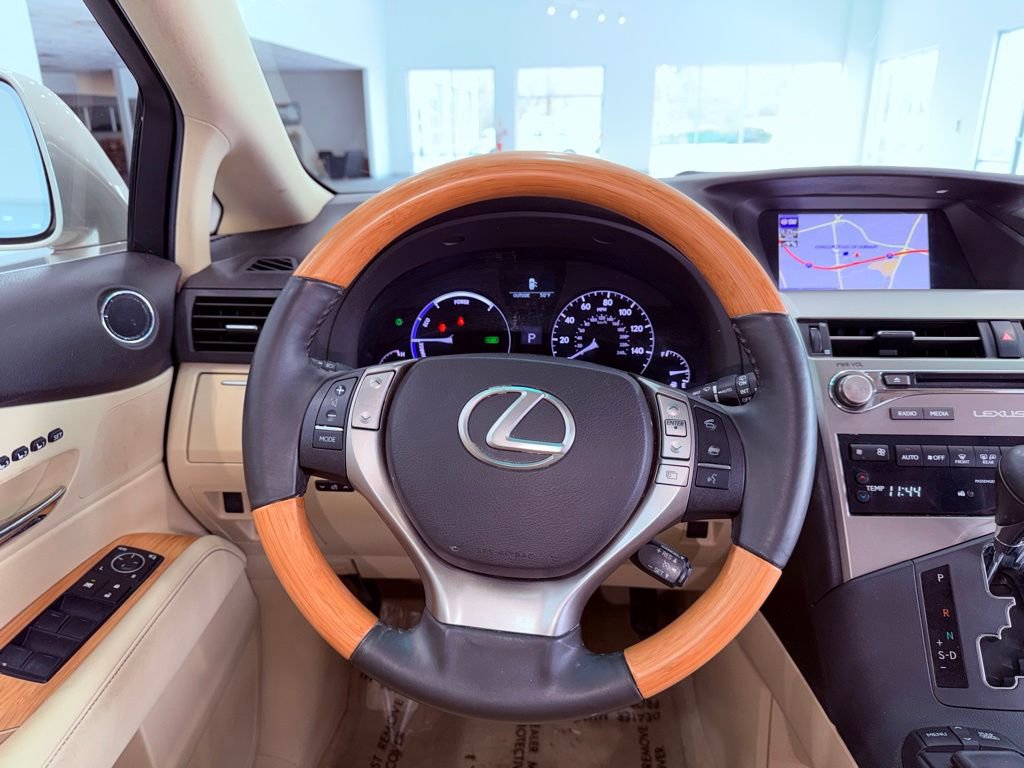 Used 2015 Lexus RX 450h FWD image 18