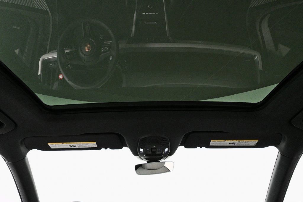 New 2026 Porsche Cayenne image 22