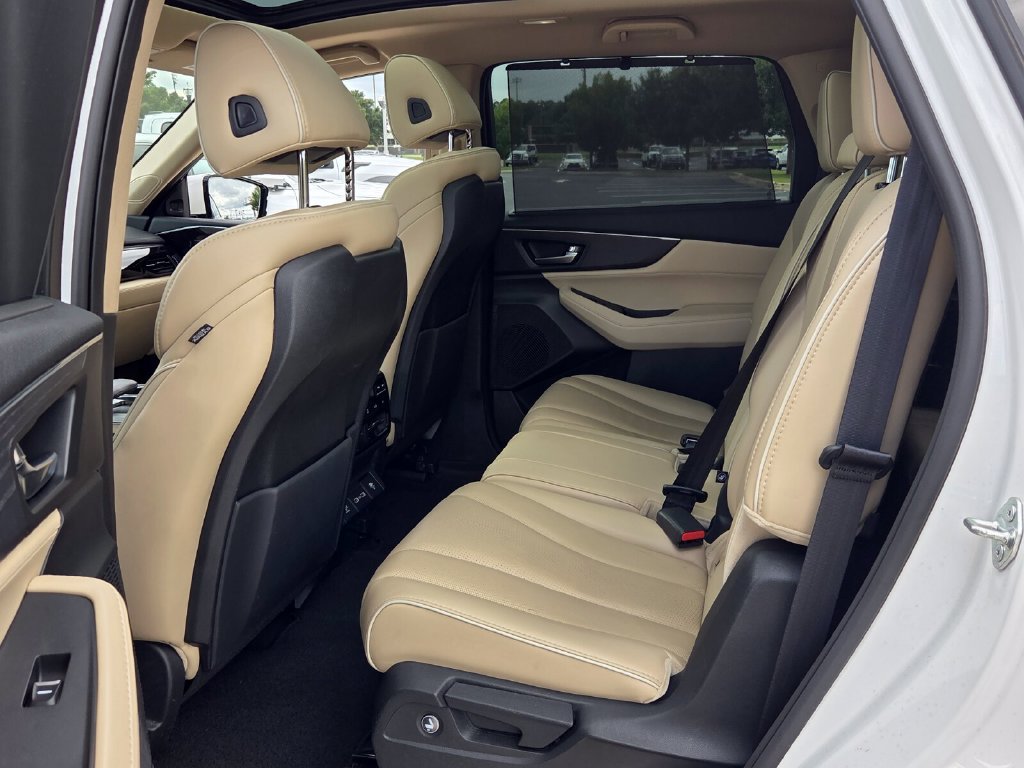 Used 2022 Acura MDX w/ Advance Package AWD/4WD image 4