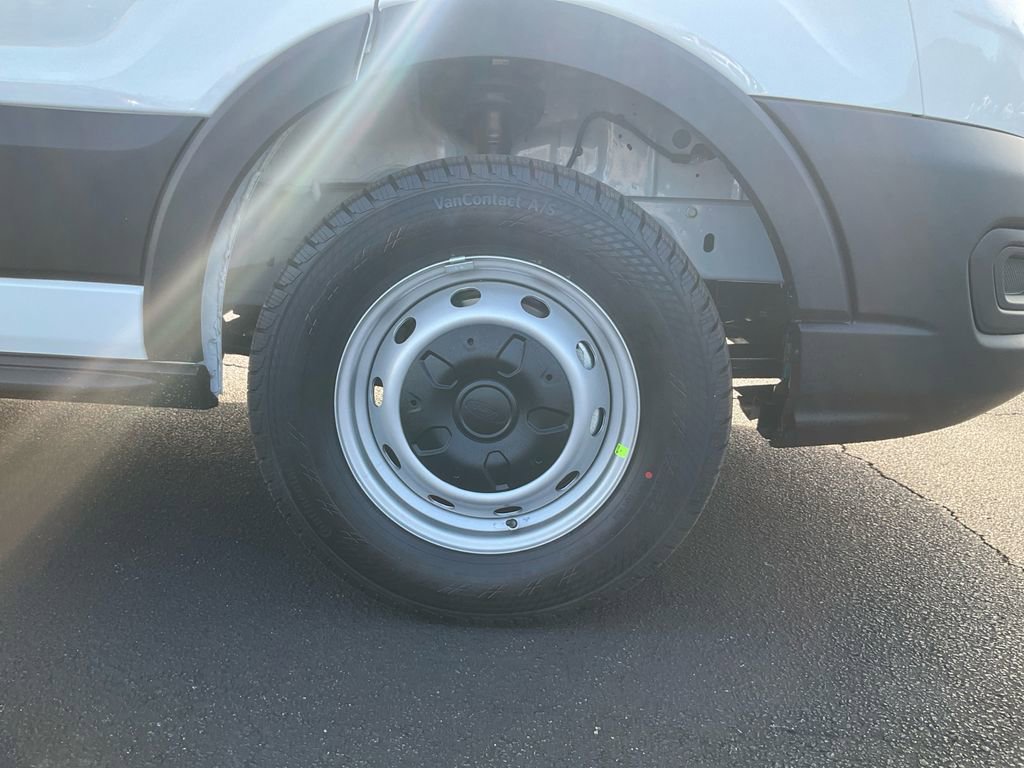 New 2026 Ford Transit 250 148 Medium Roof image 10