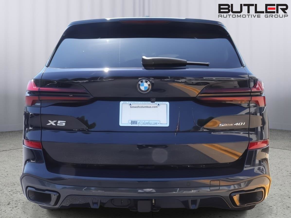 Used 2024 BMW X5 sDrive40i w/ M Sport Package image 6
