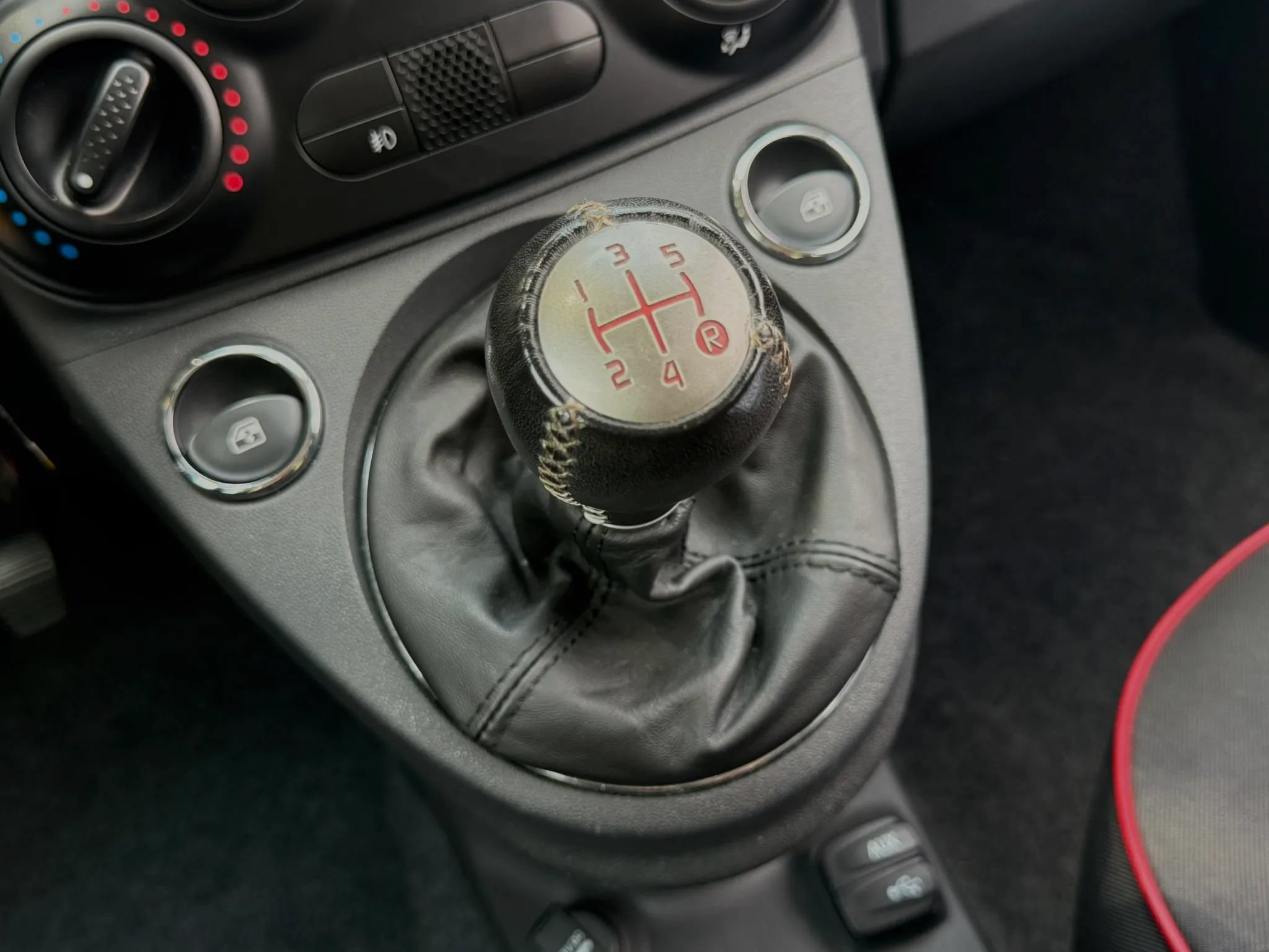 Used 2019 FIAT 500 Pop FWD image 13