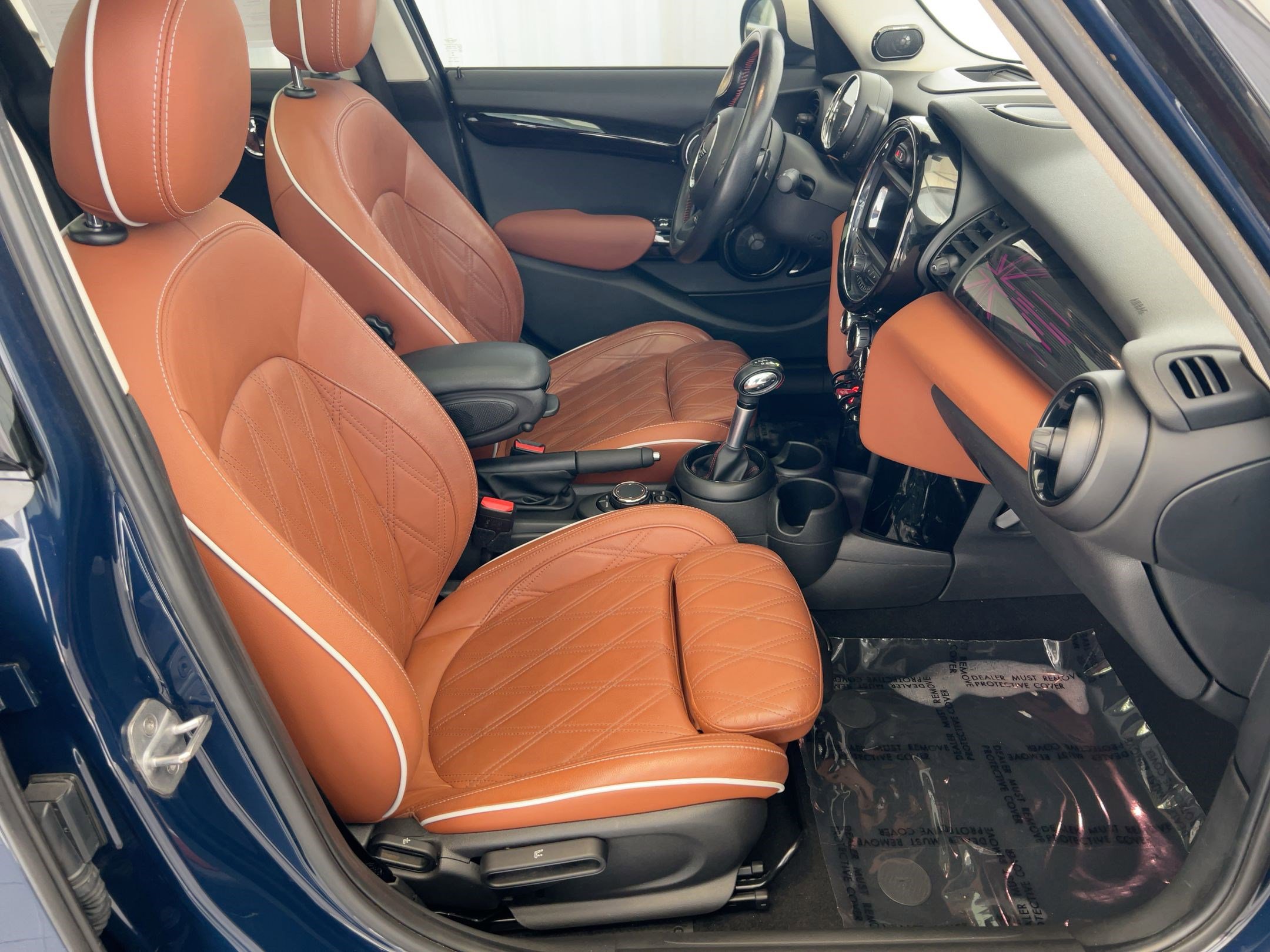 Used 2019 MINI Cooper S image 32