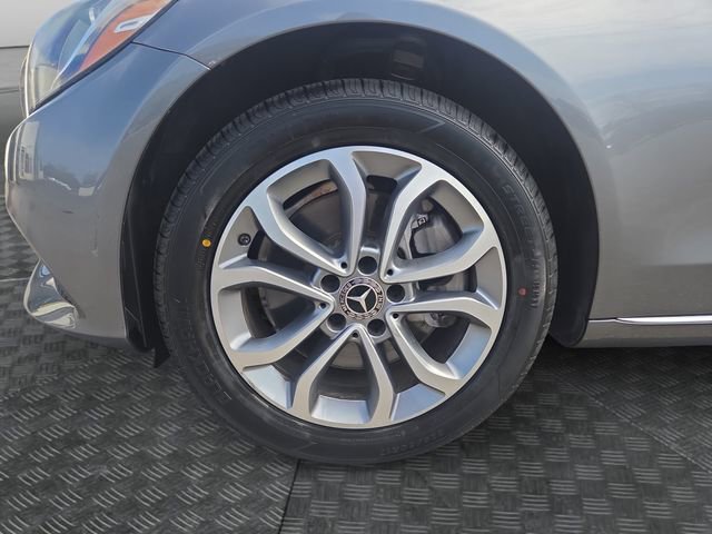 Used 2018 Mercedes-Benz C 300 4MATIC Sedan w/ Premium Package image 36