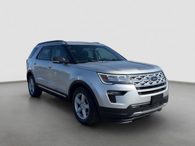 Used 2019 Ford Explorer XLT w/ Equipment Group 201A image 8