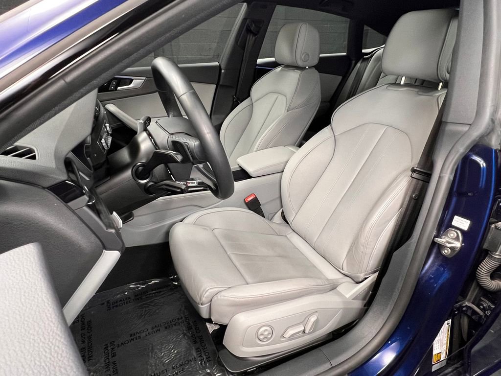 Used 2025 Audi A5 2.0T Premium Plus w/ Premium Plus AWD/4WD image 4