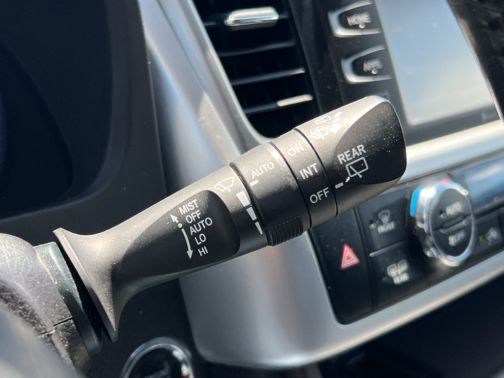 Used 2019 Toyota Highlander Limited Platinum AWD/4WD image 20