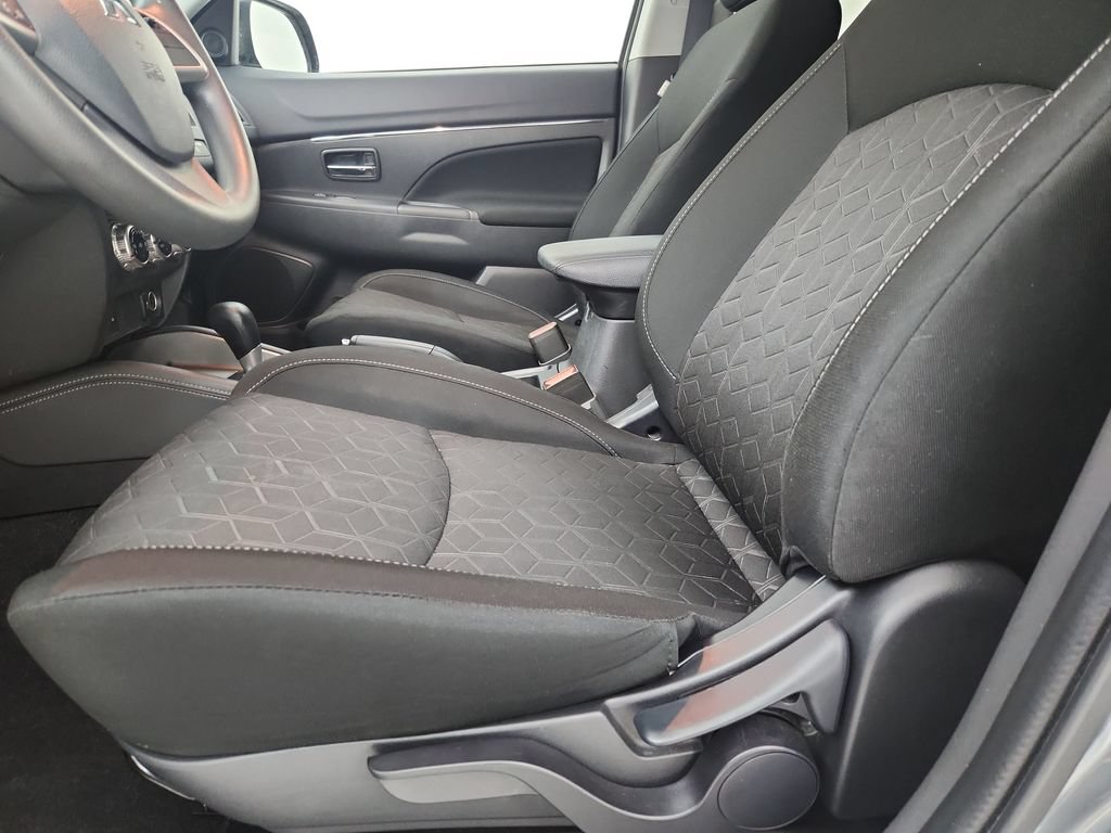 Used 2025 Mitsubishi Outlander Sport ES AWD/4WD image 22