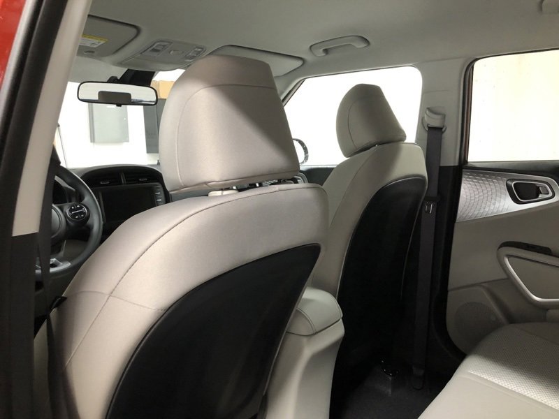 New 2025 Kia Soul LX w/ LX Technology Package image 16