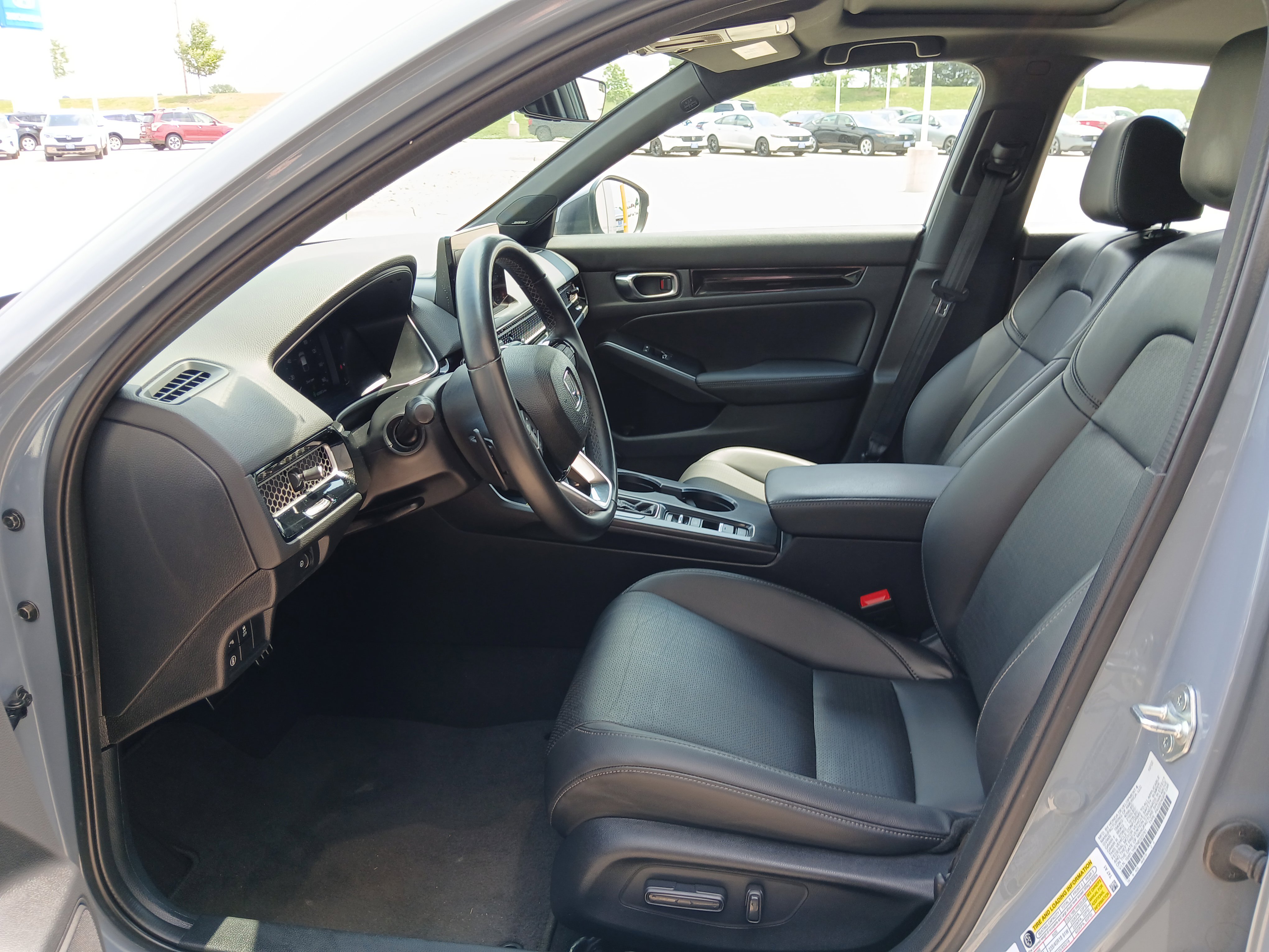 Used 2022 Honda Civic Sport Touring image 8