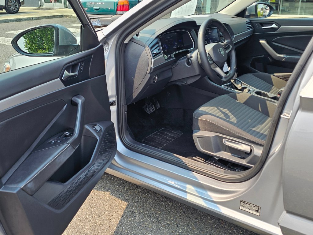 Used 2024 Volkswagen Jetta S FWD image 19