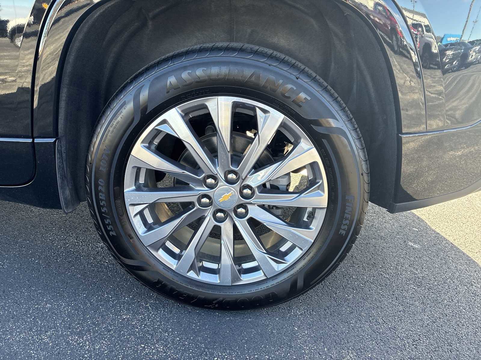 Used 2022 Chevrolet Traverse Premier image 33