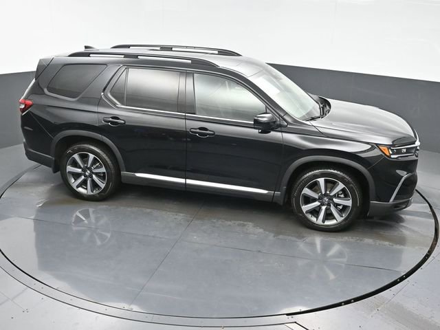 Used 2025 Honda Pilot Elite image 34