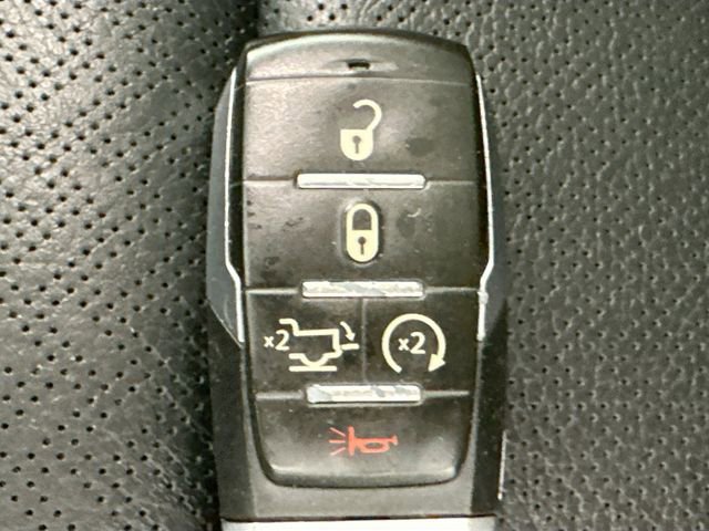 Used 2024 RAM 1500 Laramie AWD/4WD image 17