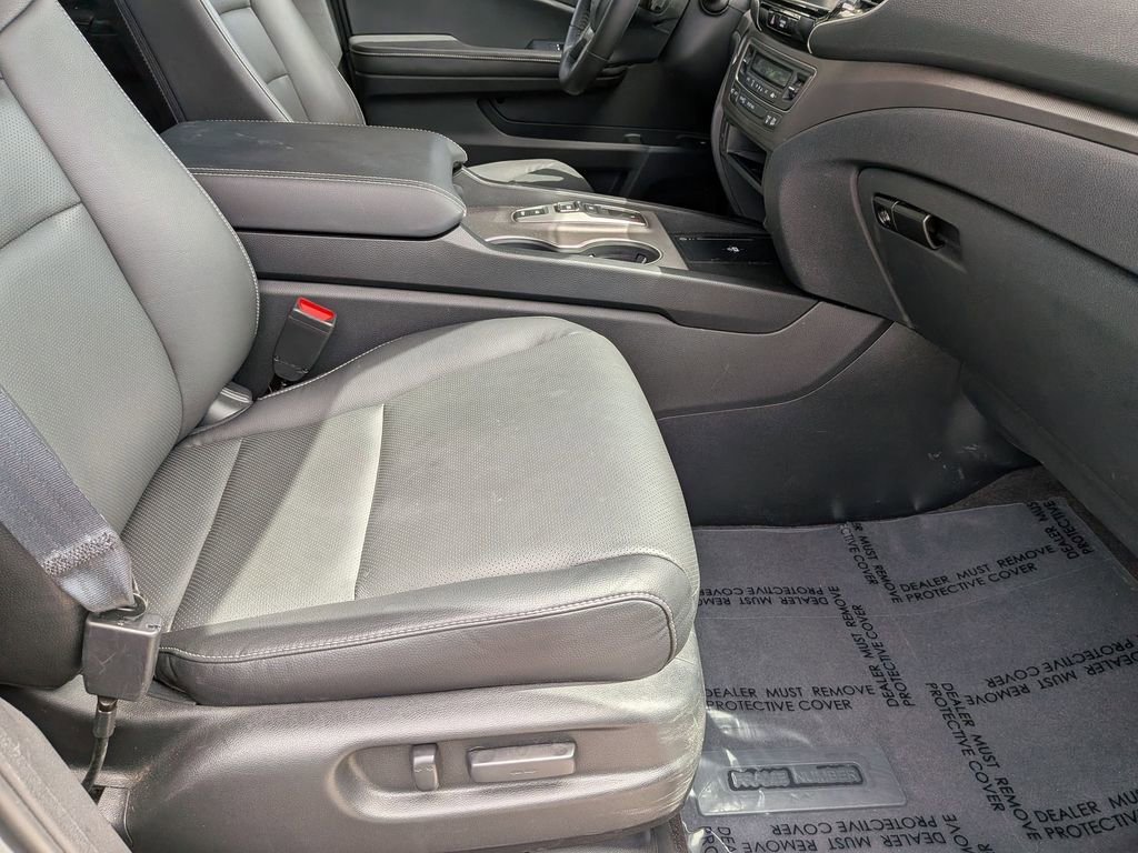 Used 2025 Honda Ridgeline RTL image 29