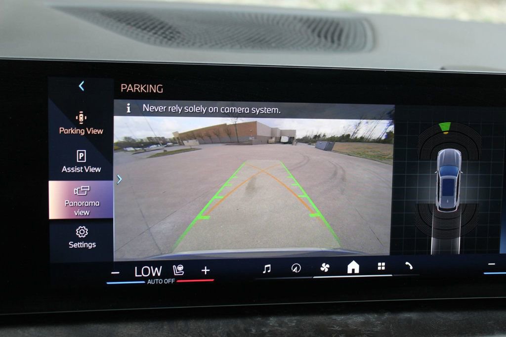 Used 2025 BMW X5 xDrive40i image 13