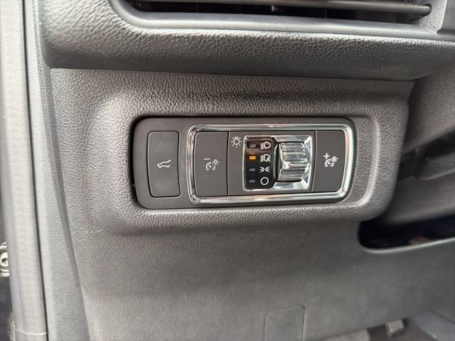 Used 2021 Lincoln Corsair AWD image 14