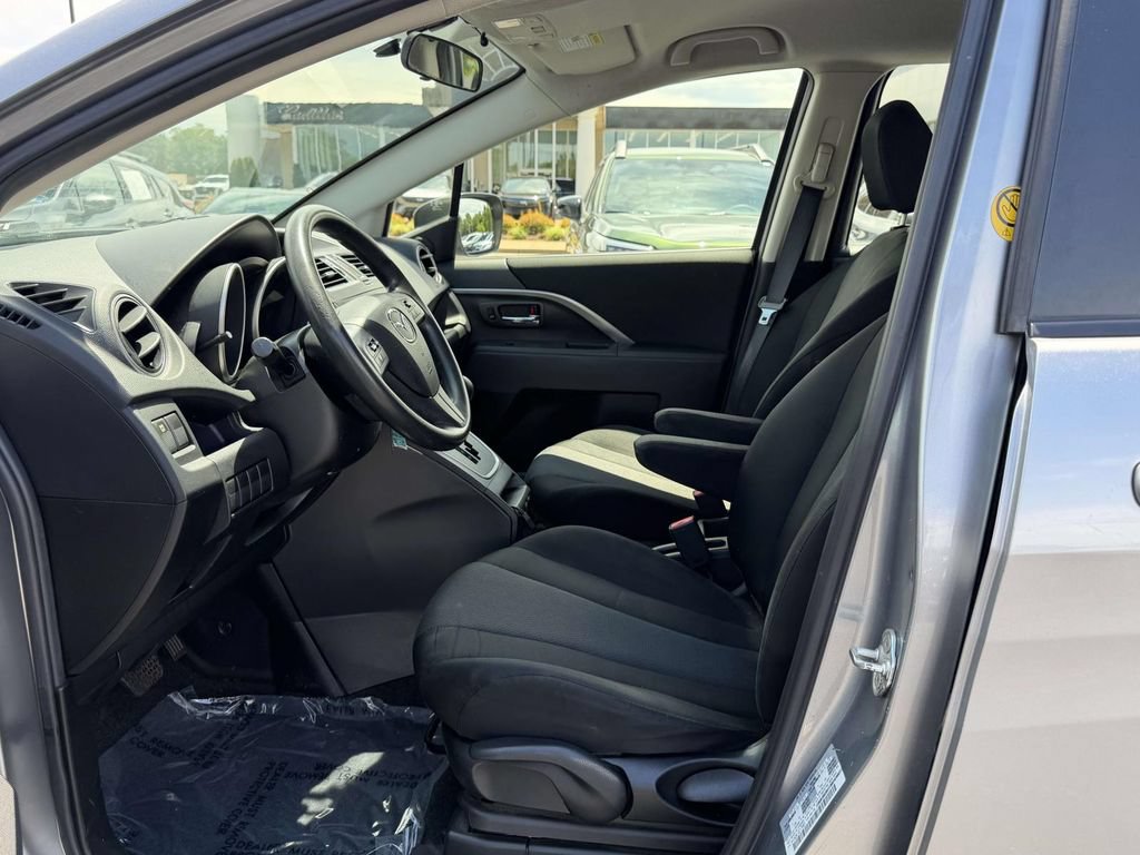 Used 2014 MAZDA MAZDA5 Sport FWD image 17