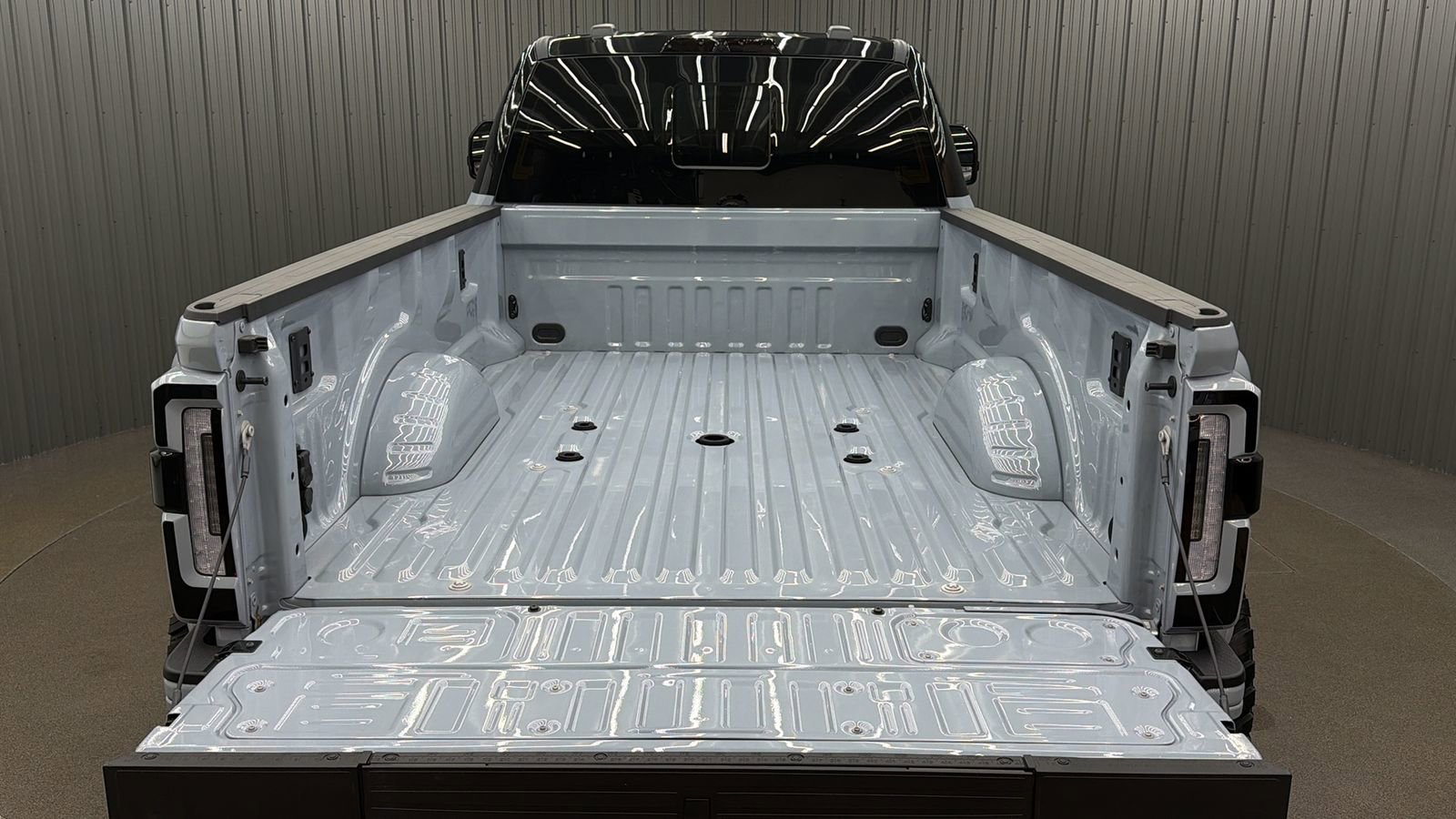 Used 2026 Ford F450 Platinum w/ FX4 Off-Road Package image 17