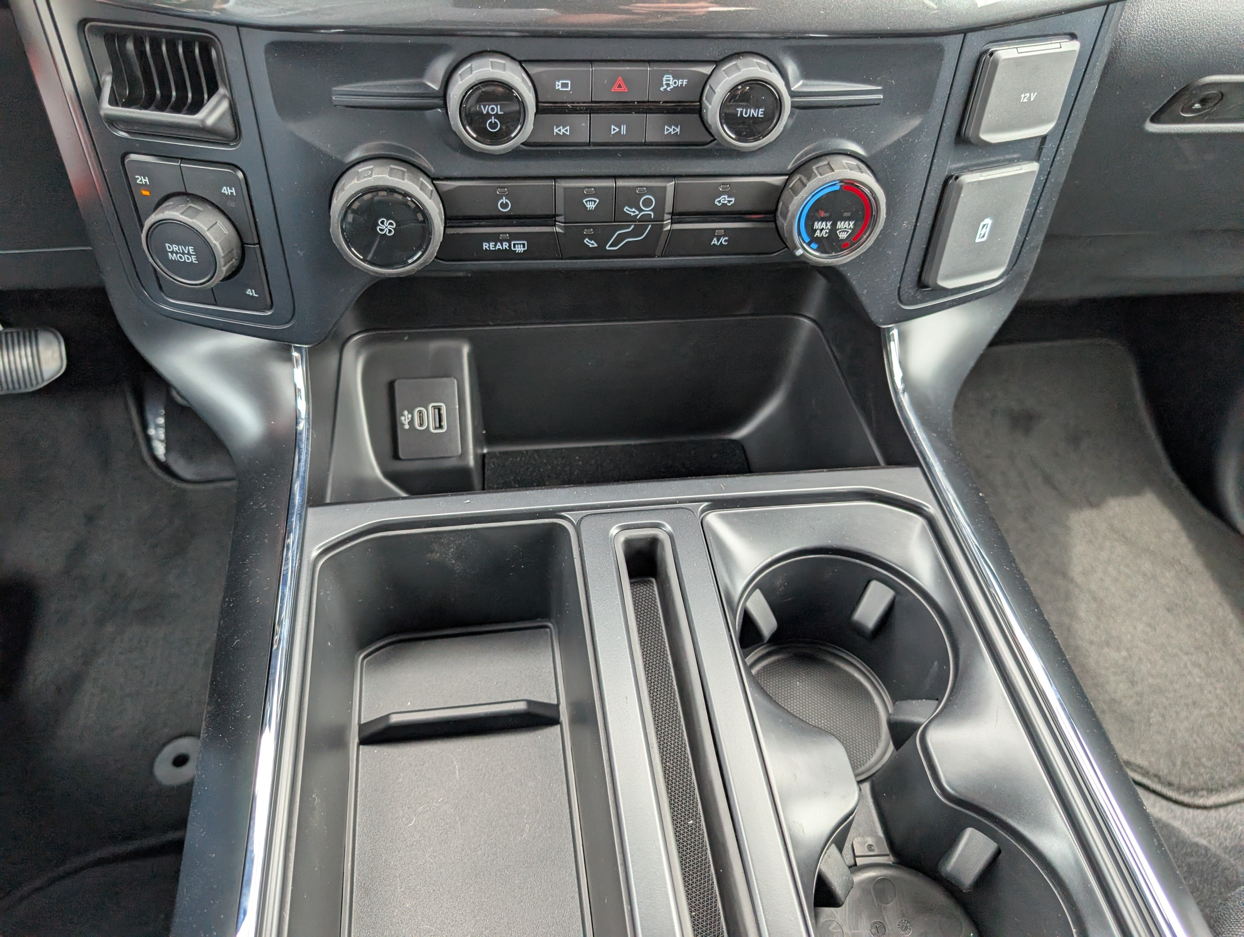 New 2026 Ford F150 STX w/ Equipment Group 200A AWD/4WD image 19