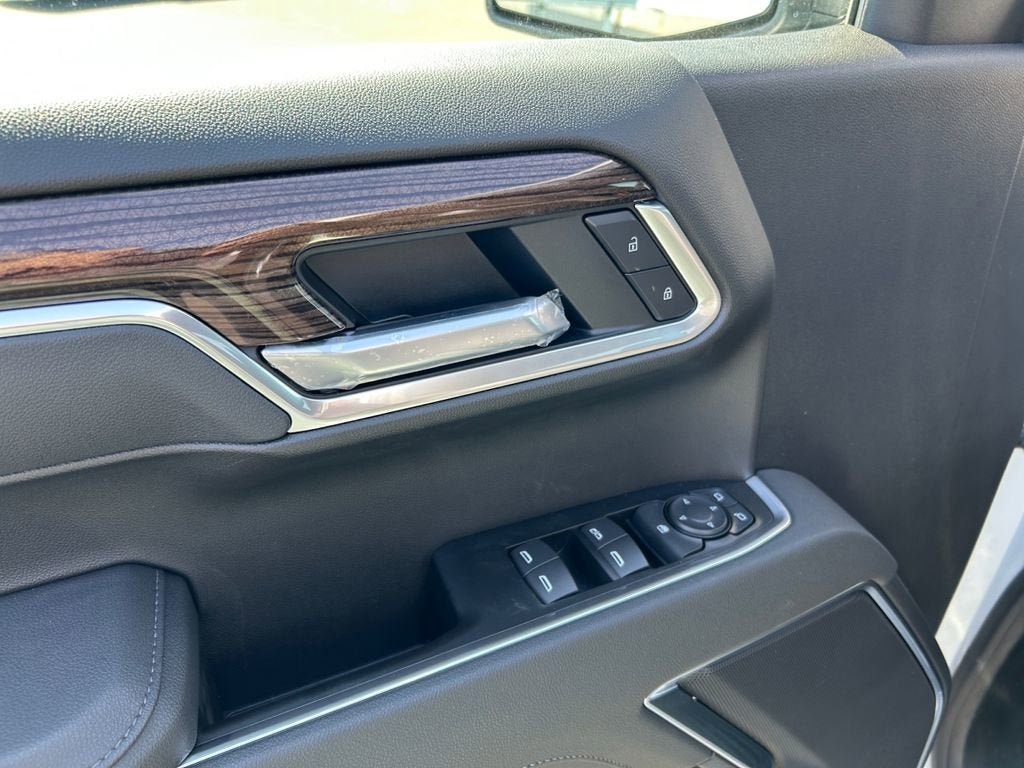 New 2026 Chevrolet Silverado 1500 LT AWD/4WD image 11