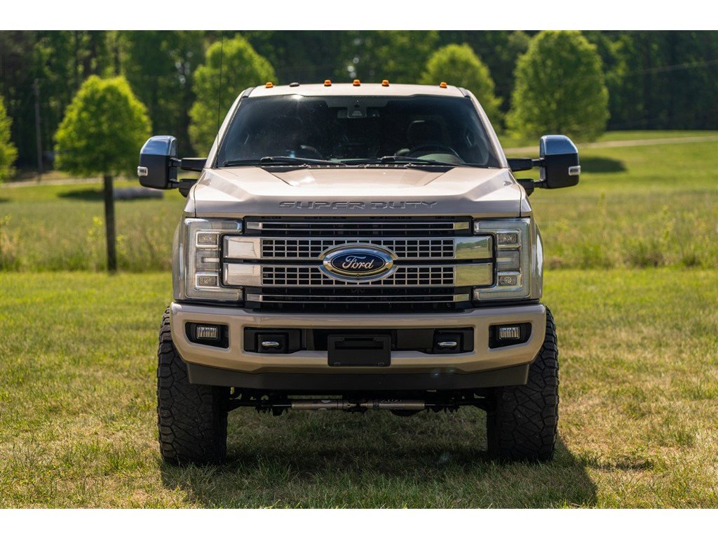 Used 2017 Ford F250 Platinum w/ Platinum Ultimate Package AWD/4WD image 11