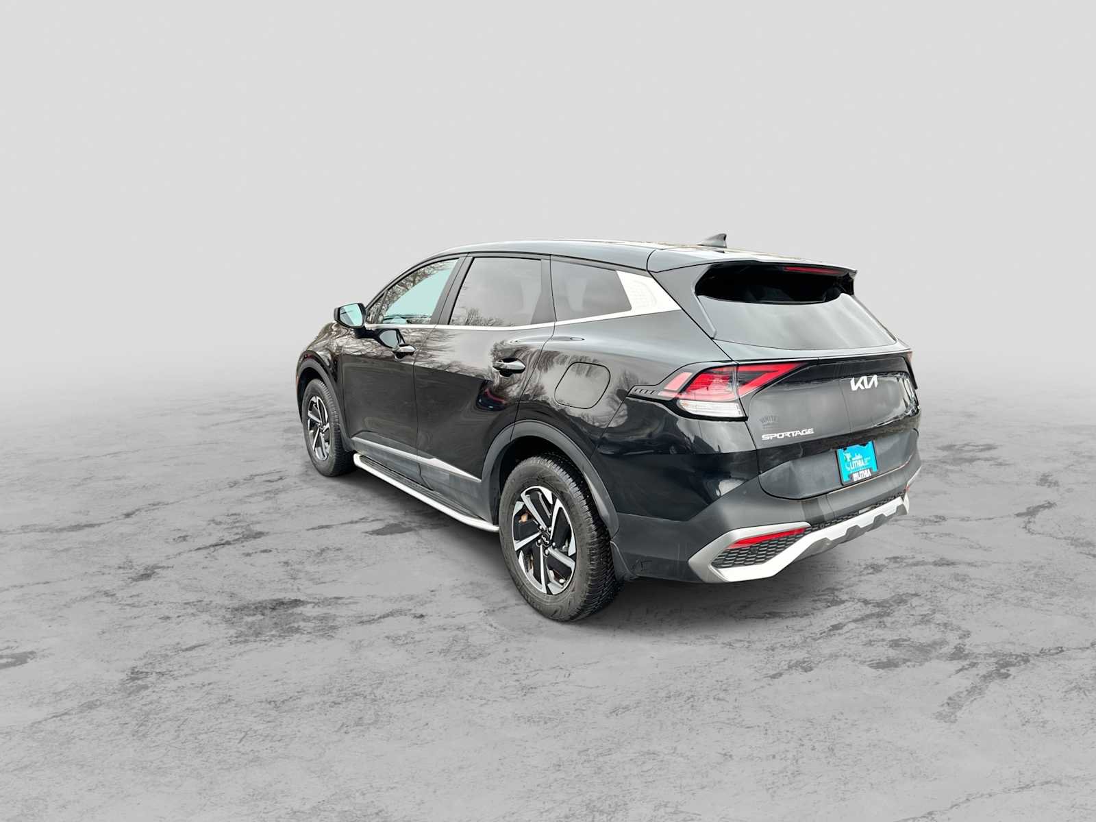 Used 2023 Kia Sportage LX AWD/4WD image 6