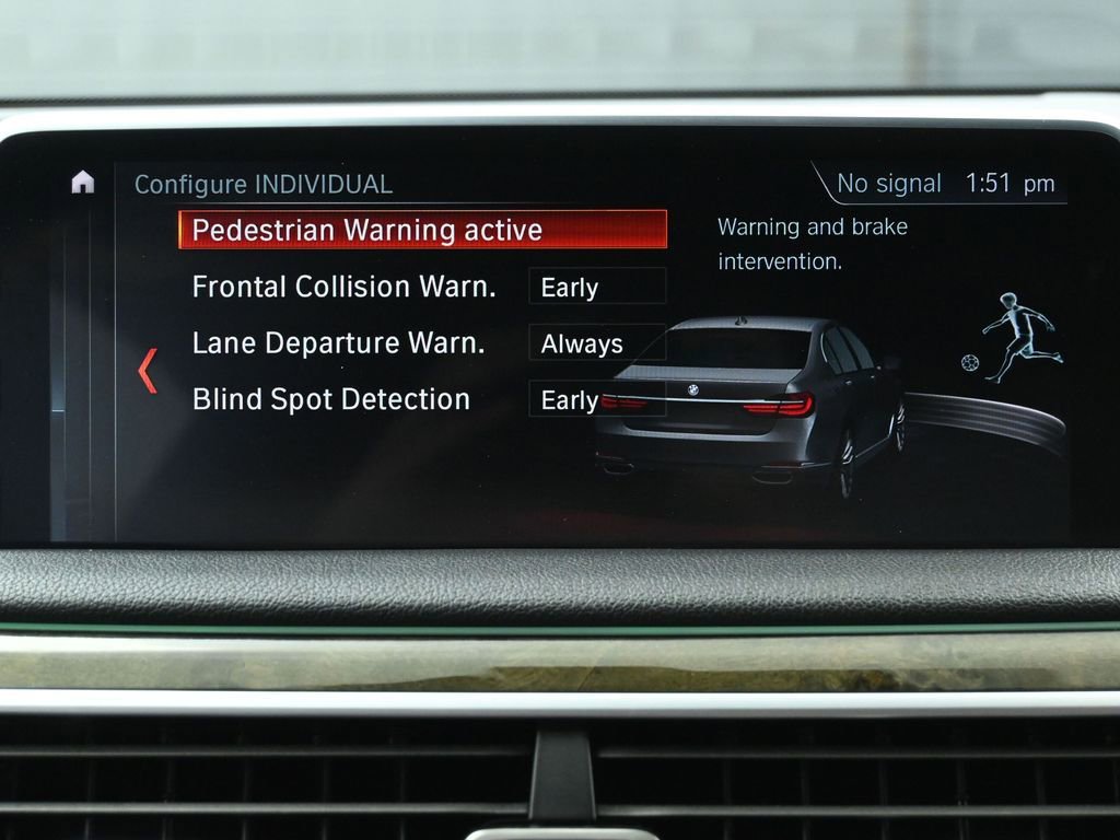 Used 2019 BMW 750i image 33