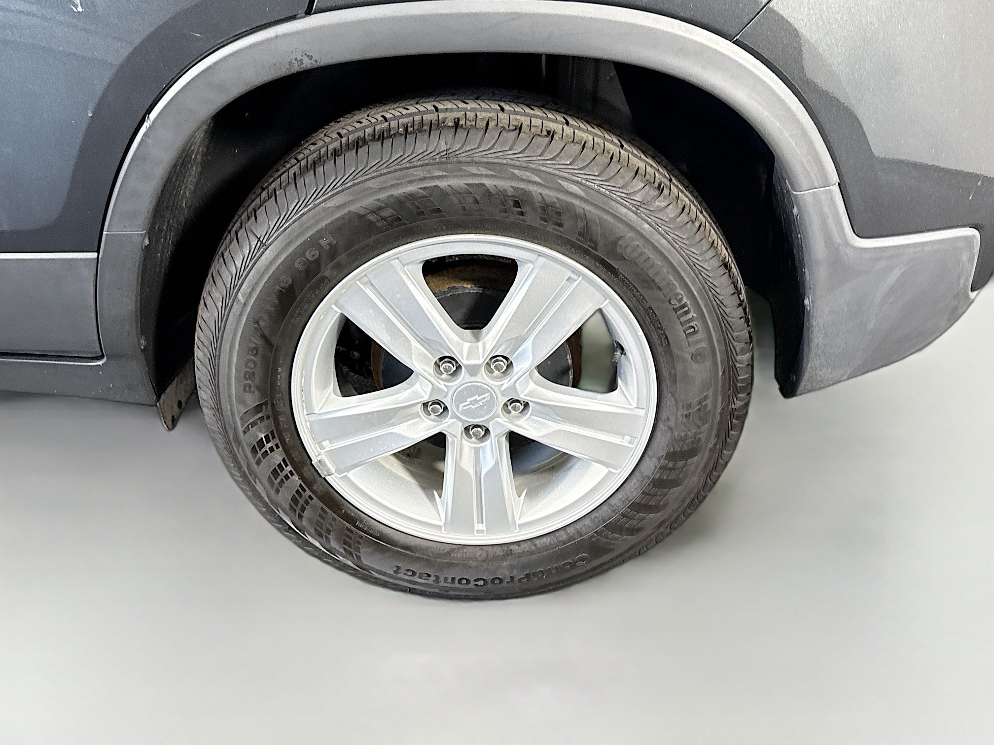 Used 2020 Chevrolet Trax LS w/ Tint and Cruise Package FWD image 36
