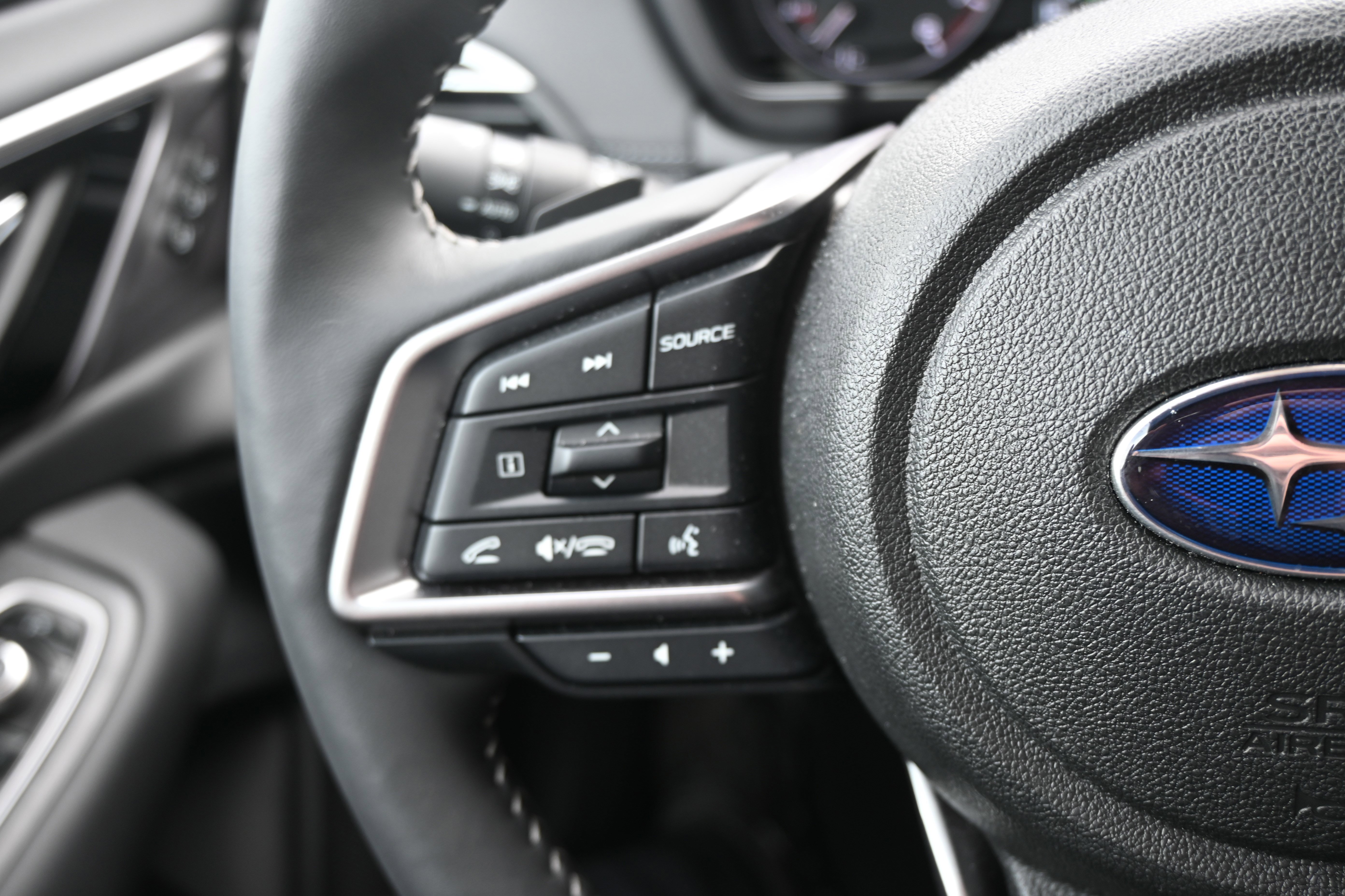 Certified 2025 Subaru Outback Touring w/ Popular Package #2 image 18