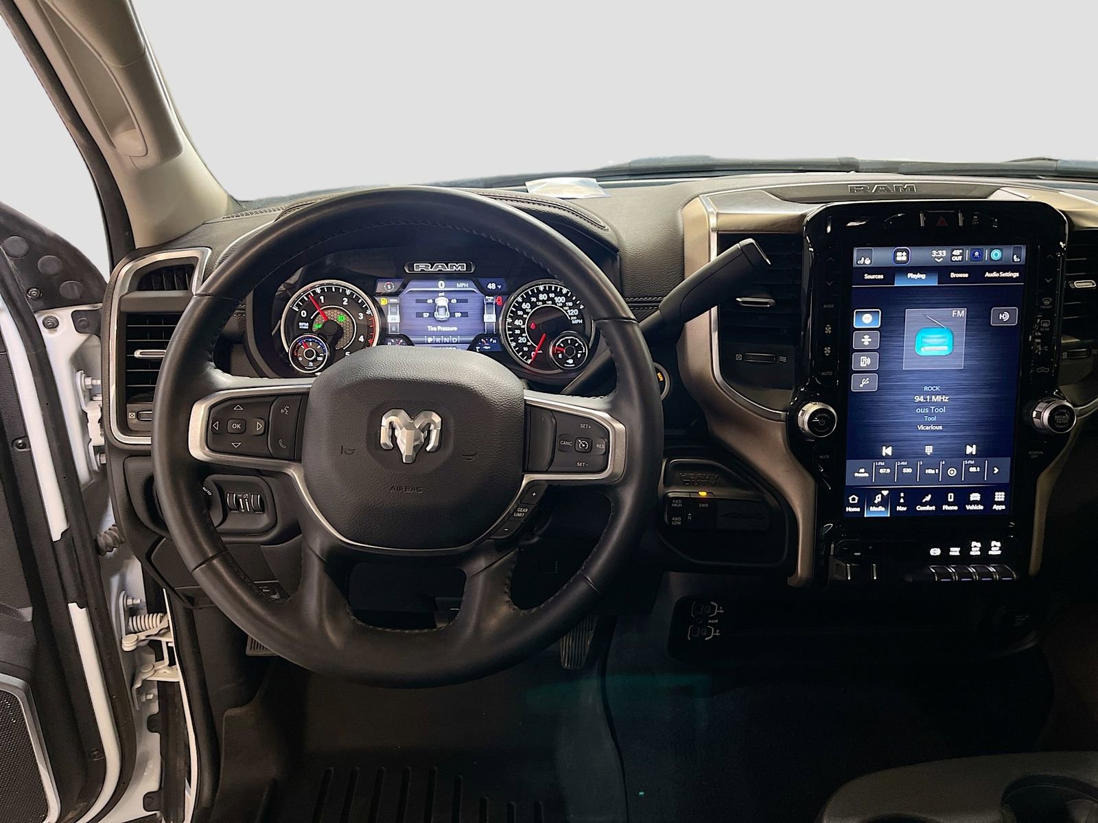 Used 2024 RAM 2500 Laramie image 22