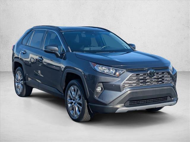 Used 2020 Toyota RAV4 Limited image 3