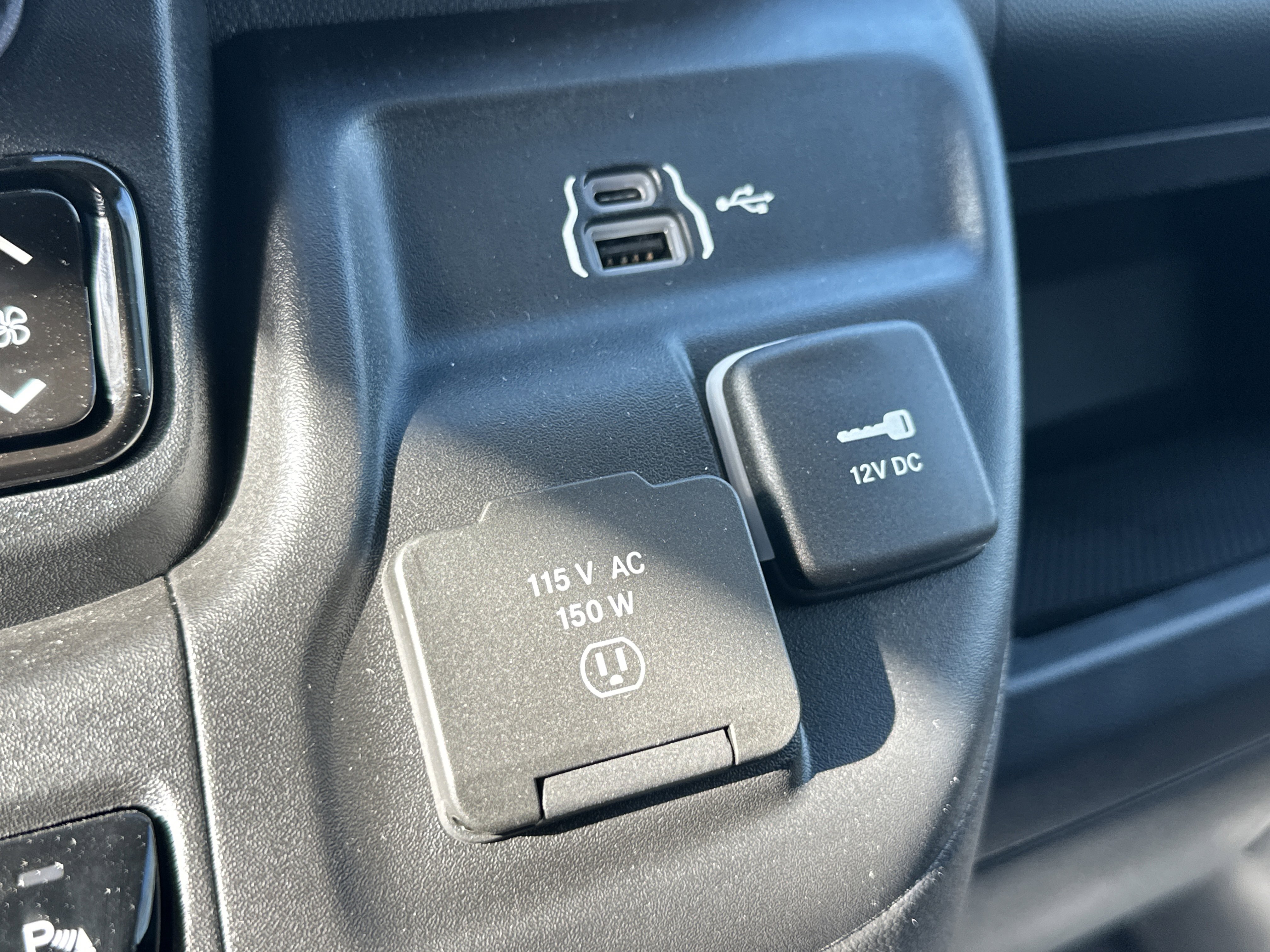 New 2026 RAM ProMaster 2500 w/ Advanced Safety Group FWD image 8