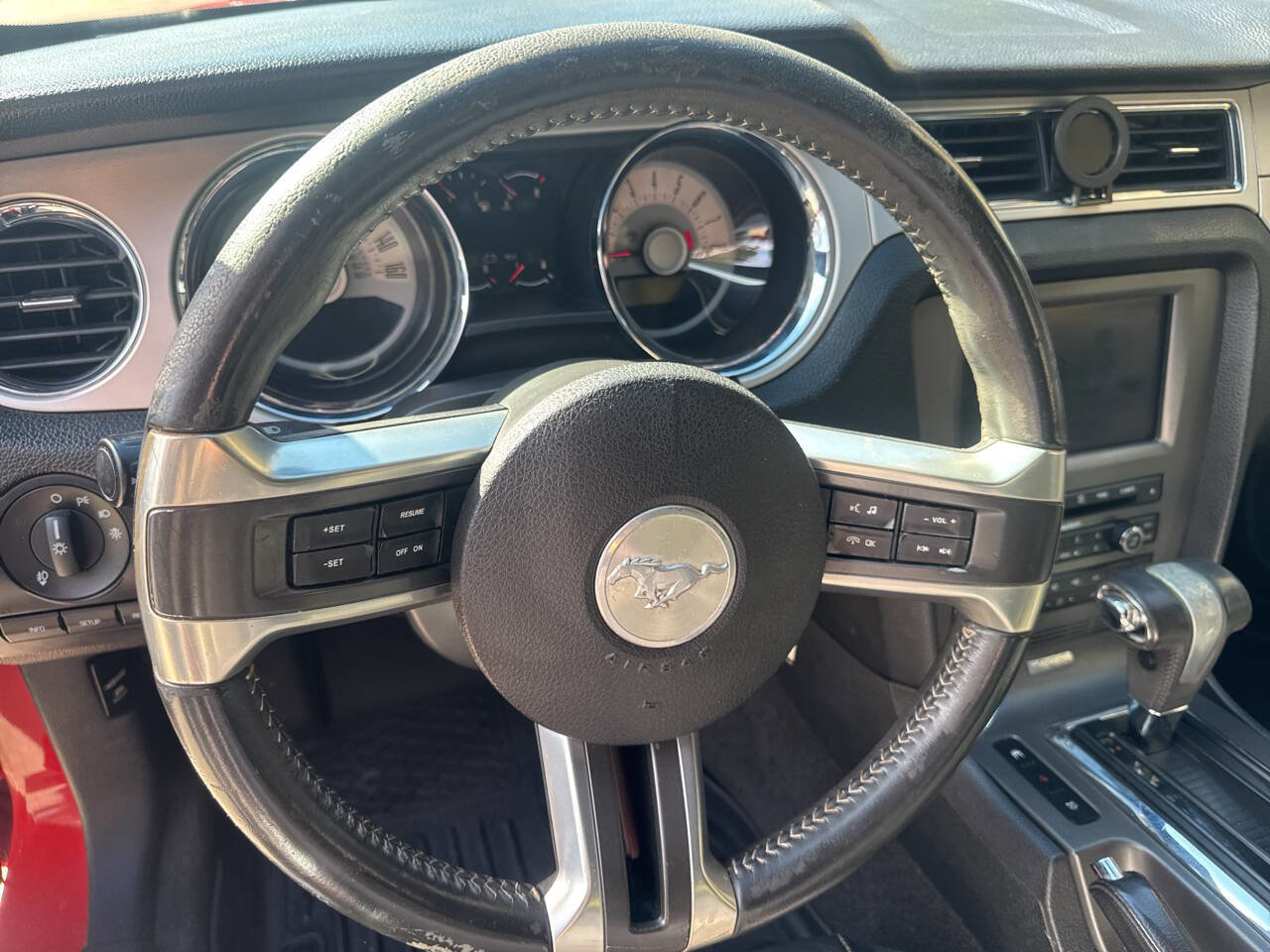 Used 2011 Ford Mustang GT Premium w/ Electronics Pkg RWD image 16