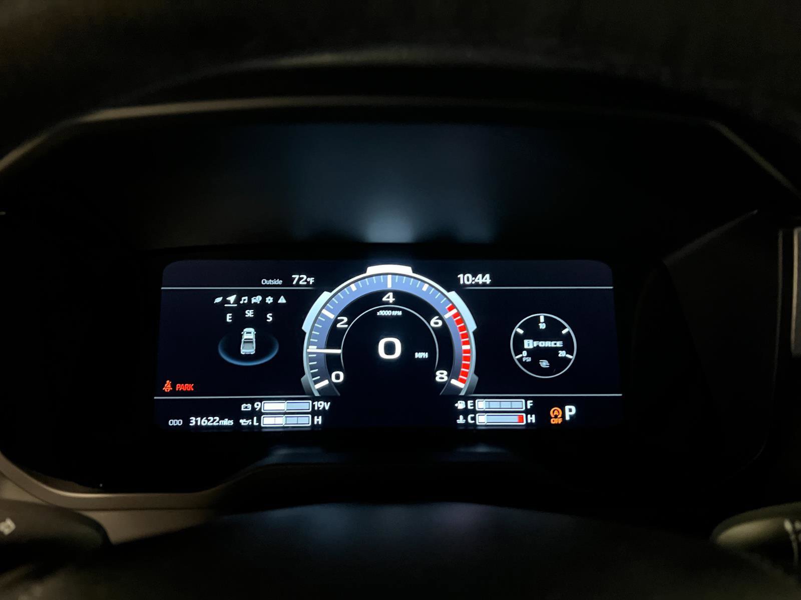 Used 2024 Toyota Tundra Limited AWD/4WD image 12