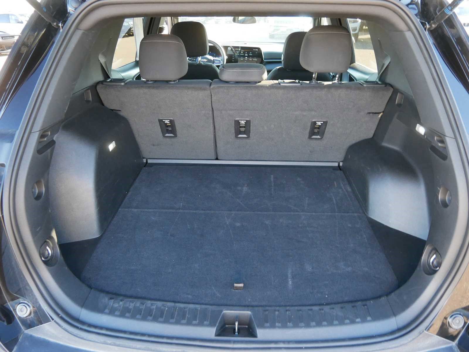 Used 2025 Chevrolet Equinox LT image 18